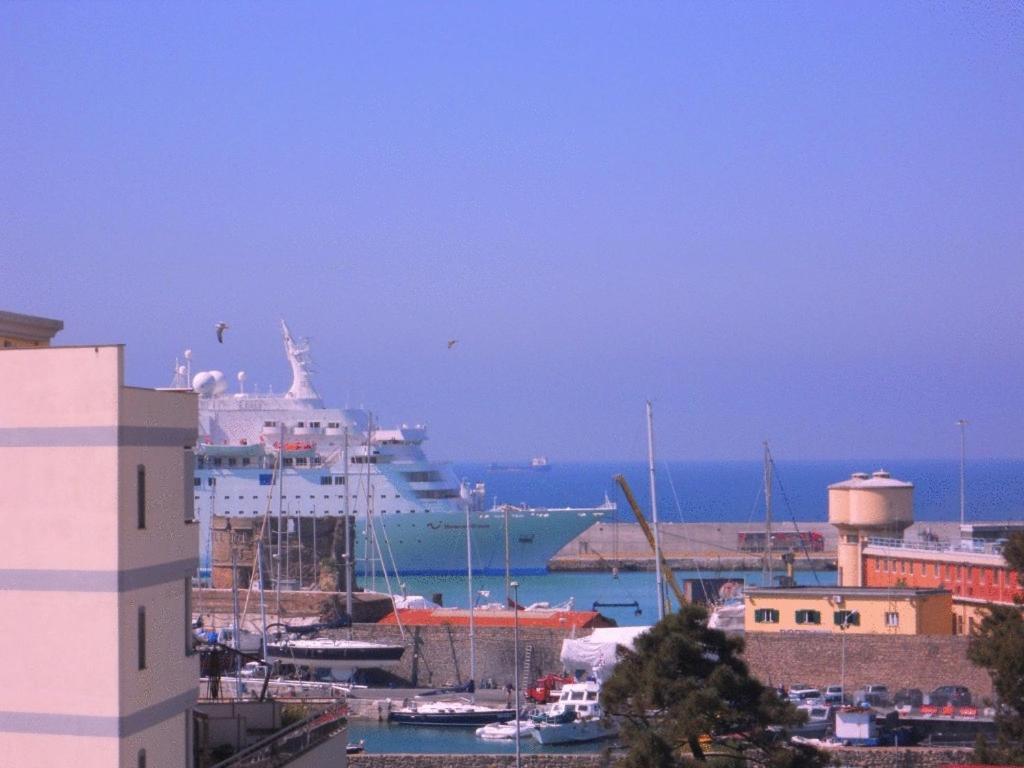 Hotel Traghetto Civitavecchia Luaran gambar